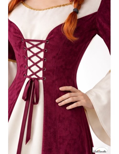 Costume de femme médiévale